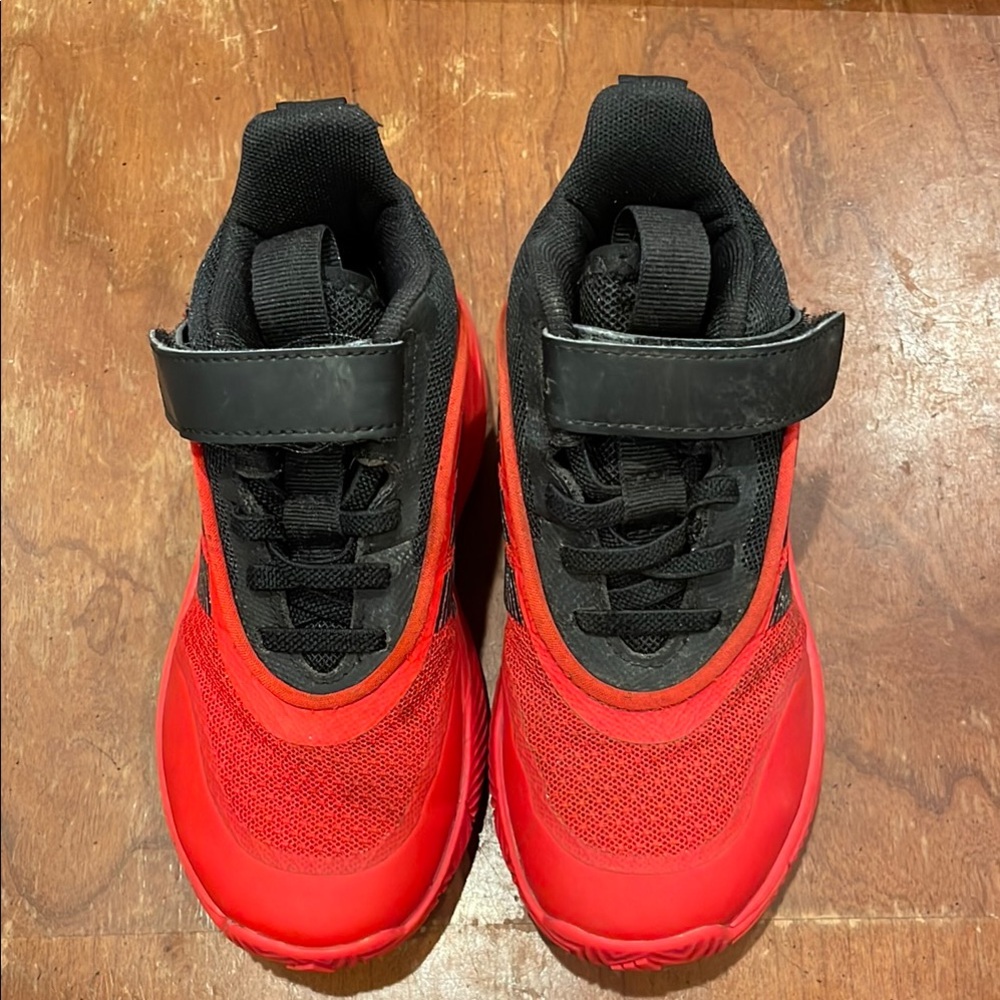 Kids Adidas Own The Game 3.0 Basketball Sneakers, size 11